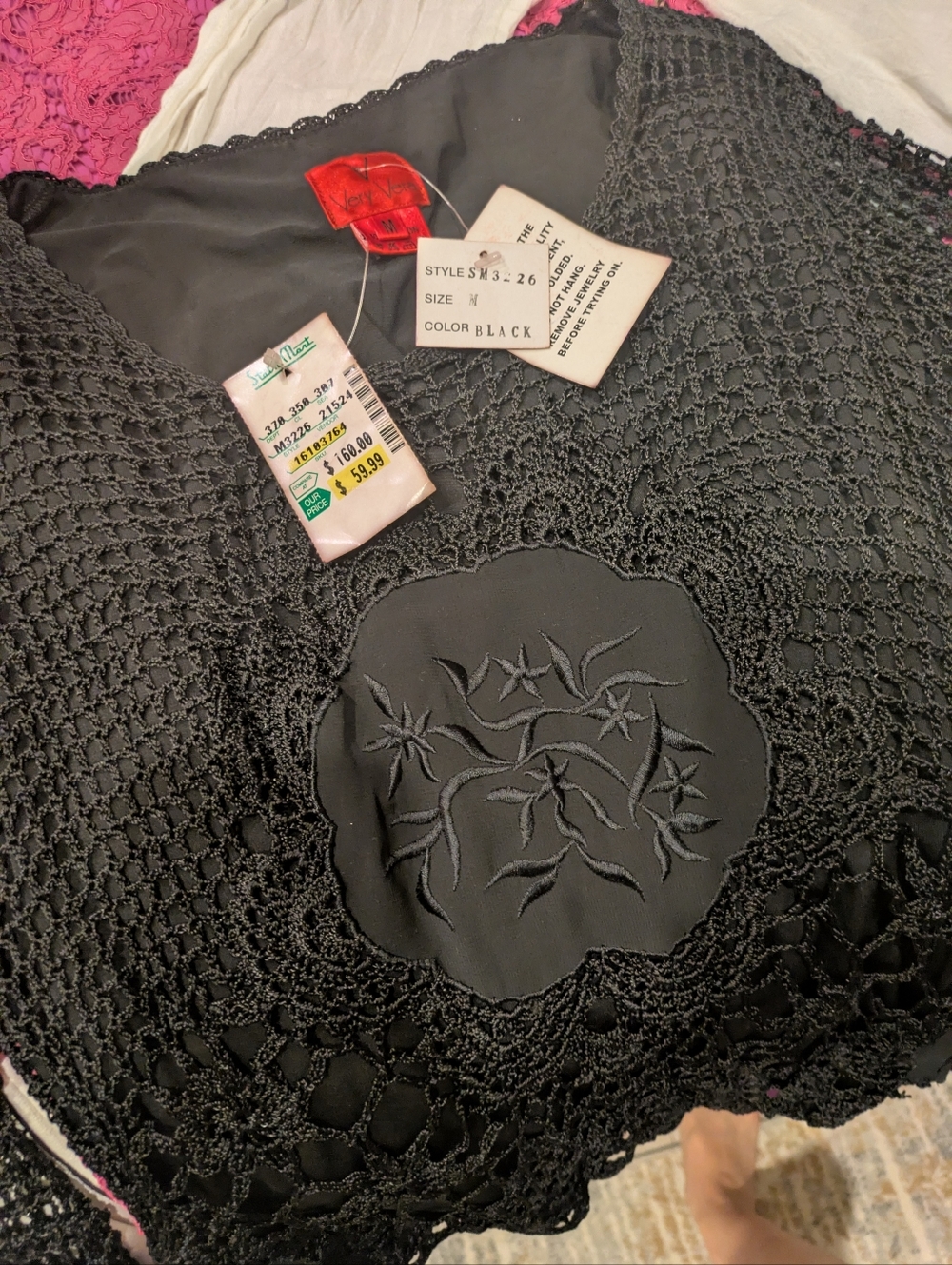 NWT vintage Very Vera crochet embroidered black net long sleeve top size M - Picture 3 of 3